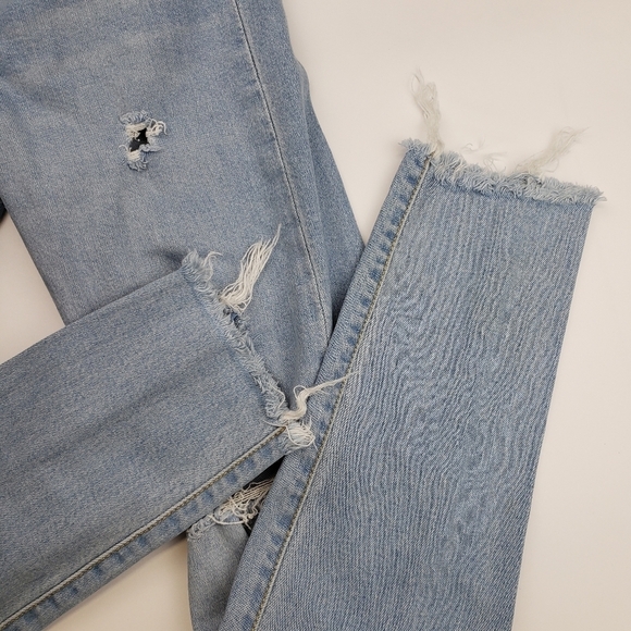 Levi’s Wedgie Icon Ripped Distressed Stretch Denim Skinny Jeans Size 26 - Picture 3 of 13
